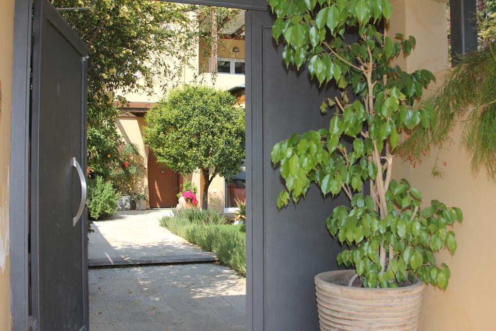 Lida Garden Loft Villa อานาวีซอส ภายนอก รูปภาพ